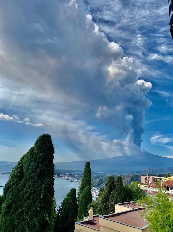 Chiaro Di Luna Taormina Luaran gambar